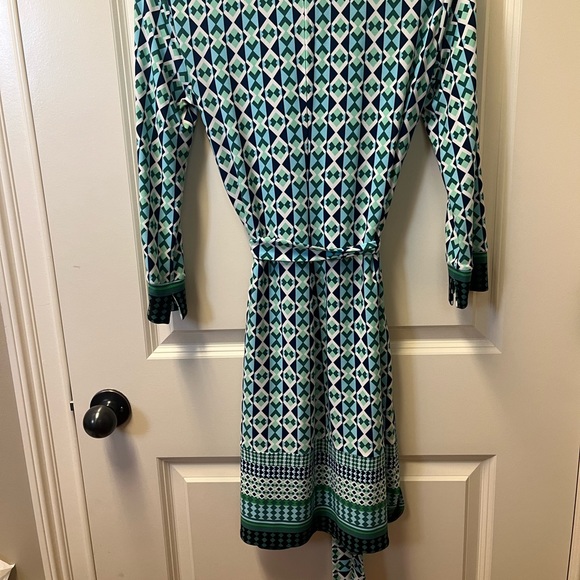 Tie dress - Picture 4 of 4